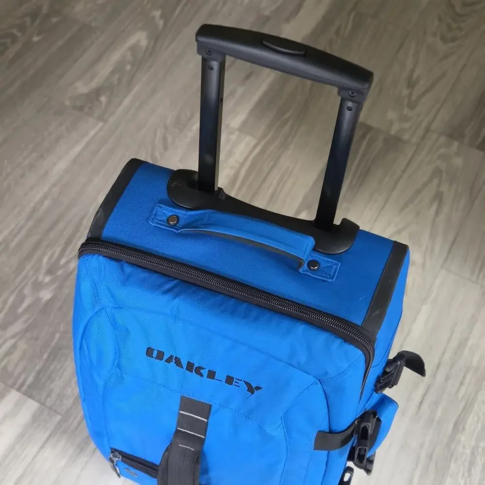 OAKLEY Black Carry Bag Rolling Luggage 22in ×14in ×8in Travel Case Japan